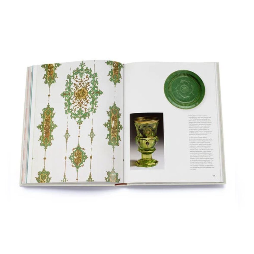 The V&A Book of Colour in Design – Tim Travis, Thames & Hudson