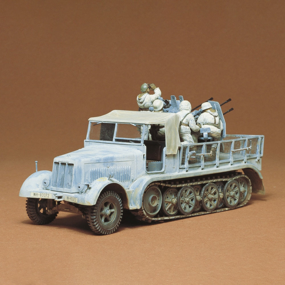 Tamiya German 8ton Semi Track 20 mm Flakvierling Sd.Kfz. 7/1 Scale